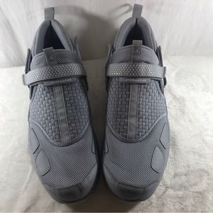 Mens Air Jordan size 17 Sneakers Gray